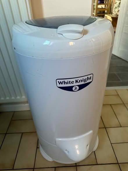 Photo of free White Knight spin drier **Not working** (West Oxfordshire OX28) #1