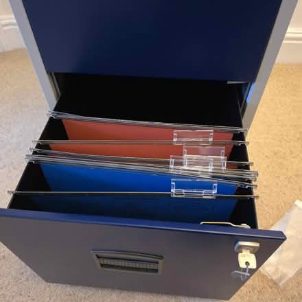 Photo of free A4 Two Drawer Filing Cabinet (CT6) #3
