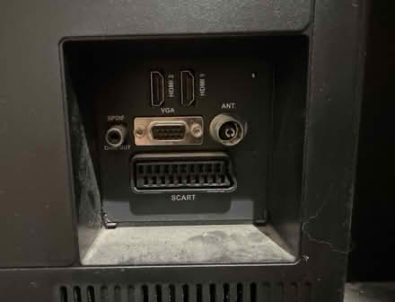 Photo of free 32 inch TV (Tottenham Hale N15) #3