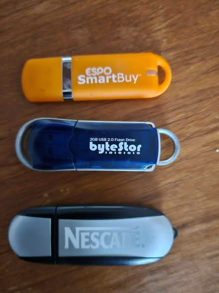 Photo of free USB flash drives (Radford Semele CV31) #1