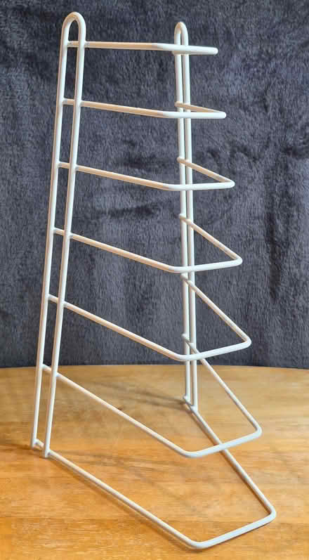 Photo of free Stand for plates or pot lids (Bridge Of Earn PH2) #1