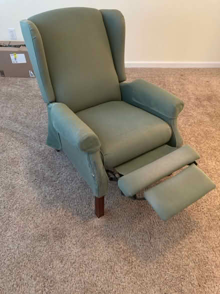Photo of free Furniture - sofa, chair, office ch (New Milford) #4
