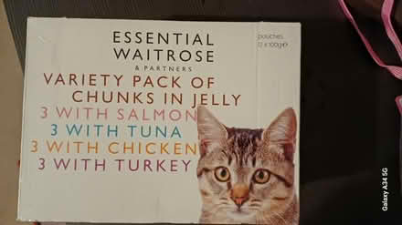 Photo of free Box of cat food minus 1 pouch (HP3) #1