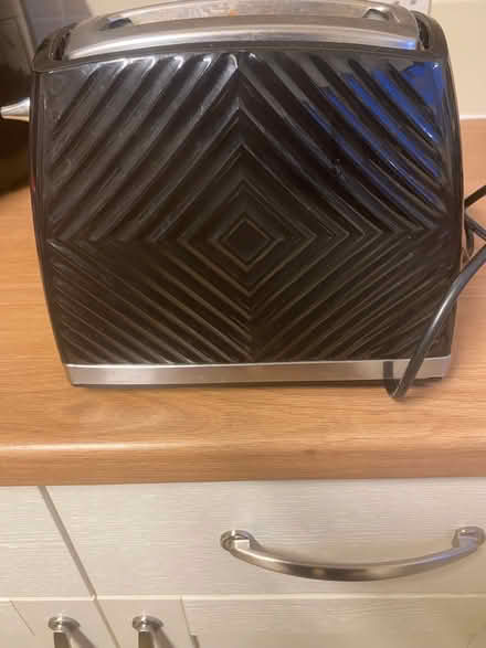 Photo of free Russell Hobbs Toaster (Wentnor SY9) #1