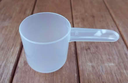 Photo of free Plastic scoop (Malvern Link WR14) #1