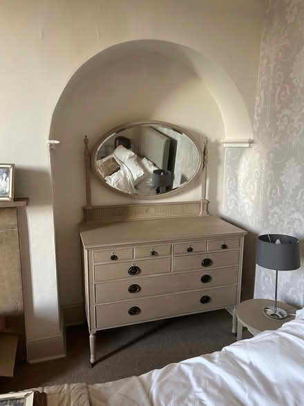 Photo of free Dressing table (South Derbyshire DE73) #1