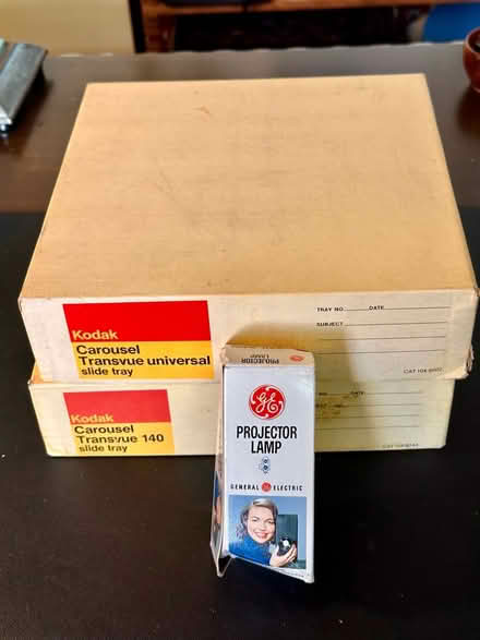 Photo of free Carousel Trays, Projector Lamp (Saratoga) #1