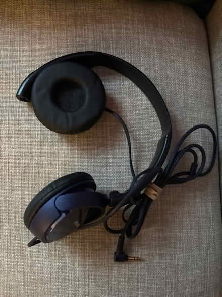 Photo of free Blue Sony headphones (Limehouse E1) #1