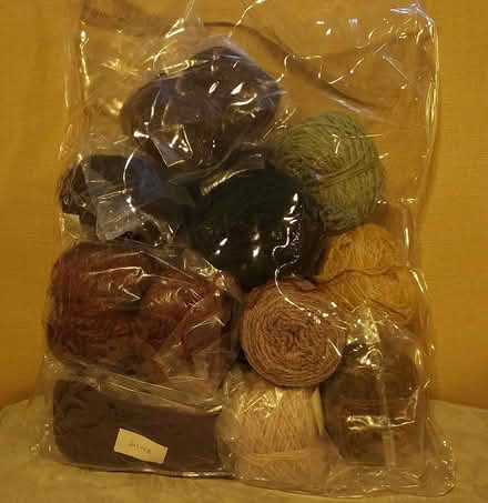 Photo of free Bag of wool yarn (Malvern Link WR14) #1