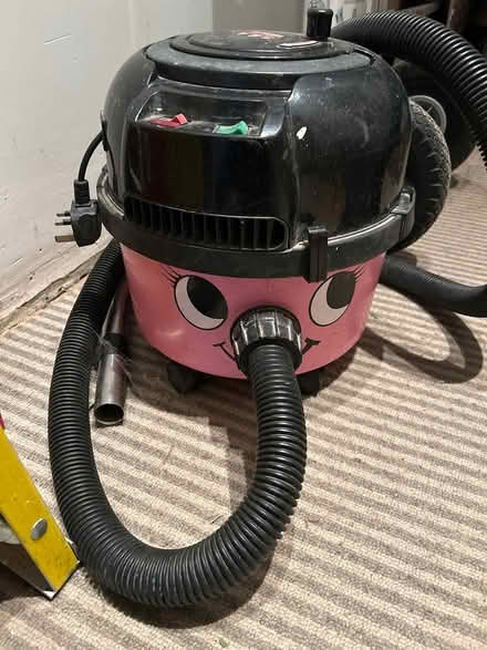 Photo of free Henrietta vacuum cleaner (Tooting Bec/Balham SW17) #1