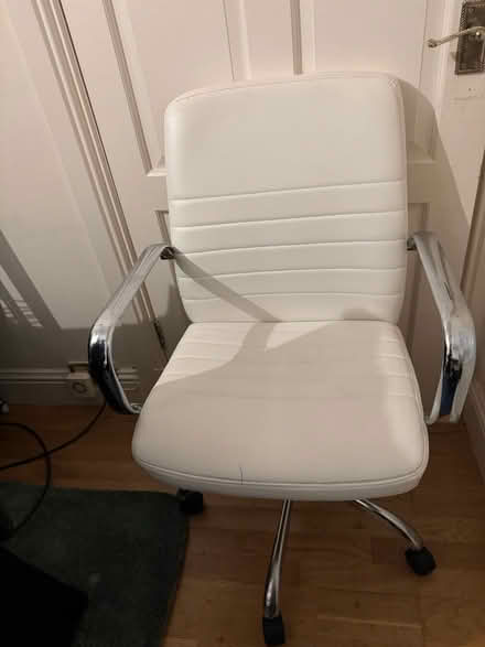 Photo of free swivel chair (Gorebridge EH23) #1