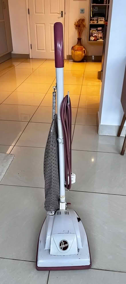 Photo of free Vintage Hoover (Stroud GL10) #3