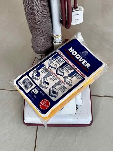 Photo of free Vintage Hoover (Stroud GL10) #4
