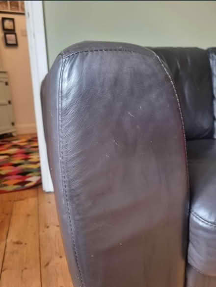 Photo of free 2 seater leather sofa (headington OX3) #1
