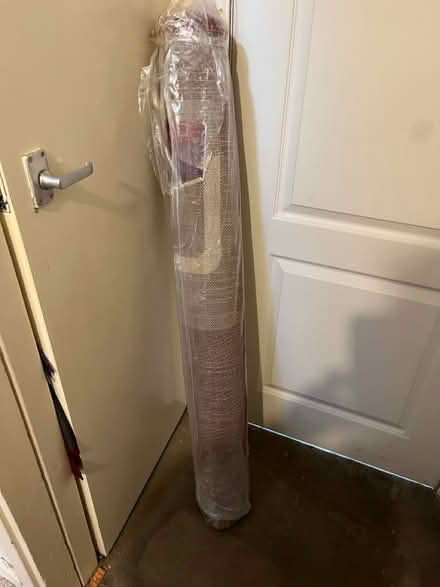 Photo of free Brand new red rug - Cumbernauld (Cumbernauld G67) #2