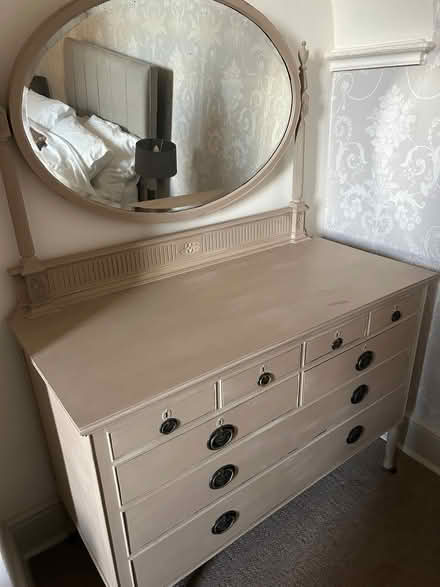 Photo of free Dressing table (South Derbyshire DE73) #2