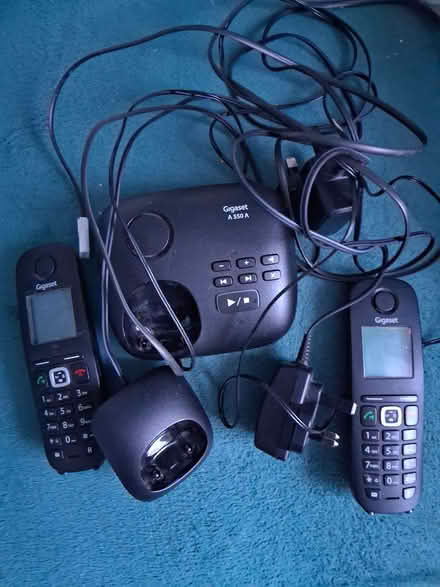 Photo of free Gigaset 2 handset phone with chargers (Rayleigh SS6) #1