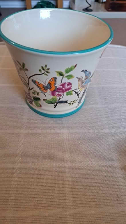 Photo of free Ceramic plant pot (Littlehaven) #1