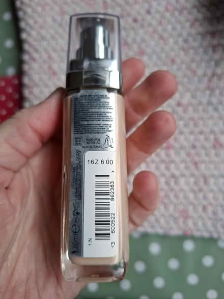 Photo of free L'oreal foundation, Old Woking (Woking, GU22) #3