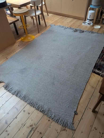 Photo of free Large grey rug (E17) #2