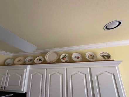 Photo of free Decorative plates (Maumelle) #1