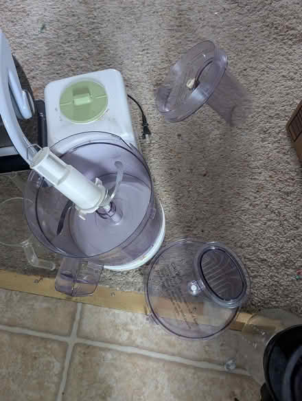 Photo of free Misc. kitchen items (Elkton Heights neighborhood) #3