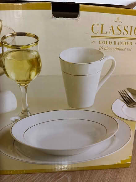 Photo of free 16 piece dinner set (Eastbourne BN22) #1