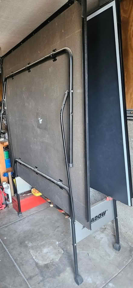 Photo of free Ping pong table+paddles+balls+net (Belmont - Sunnyslope Ave) #1