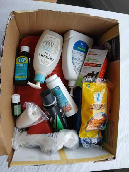 Photo of free Bathroom items (Partick (G11)) #1