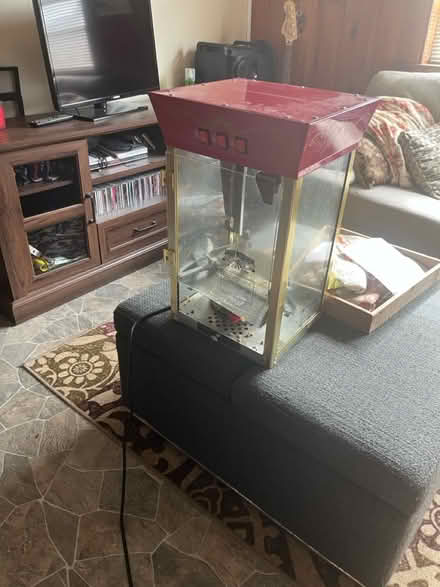 Photo of free Popcorn popper (Midtown Newport News) #1