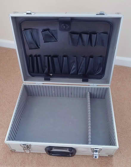 Photo of free 18" aluminium case (West Bedhampton PO9) #2