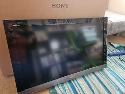 Photo of free 37" Sony Bravia Full HD TV (Southsea PO4) #1