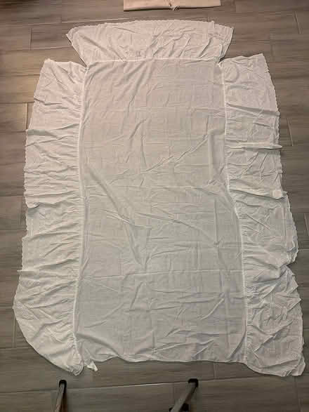 Photo of free White Frilly linens (near Cabin John Village) #3