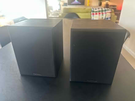 Photo of free Bookshelf speakers (South Woodford, E18) #1