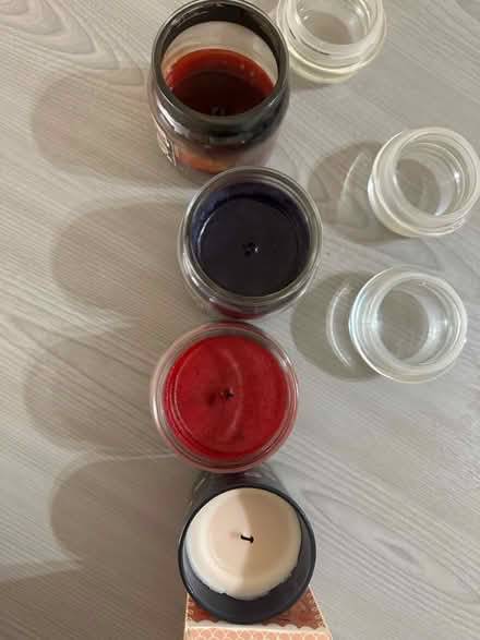 Photo of free 4 x candles. 3 x Yankee Candles (Bellevue EH7) #2