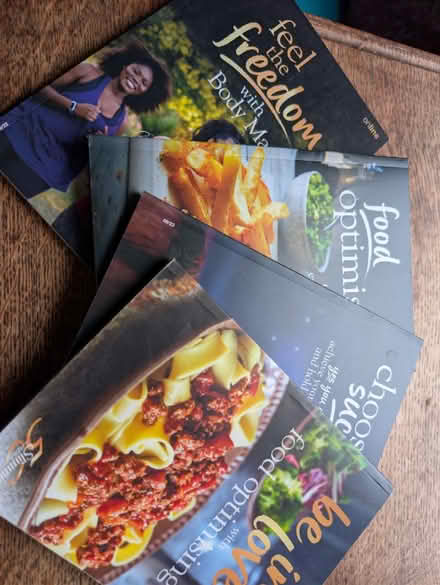 Photo of free Old Slimming World books (Neasden NW10) #1