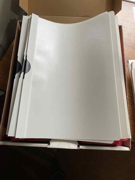 Photo of free Clip files red and white (BR6) #1