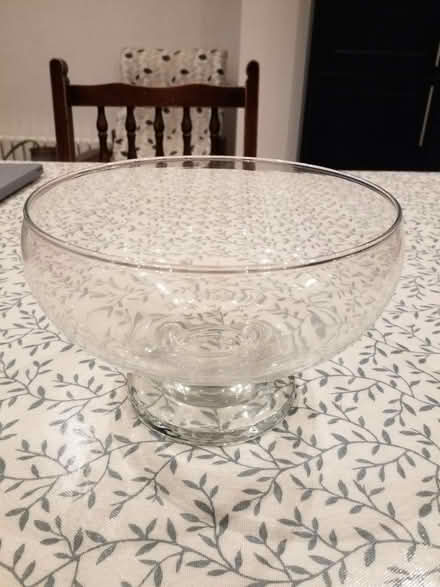 Photo of free Glass bowel approx 20cm diameter (Catford) #1