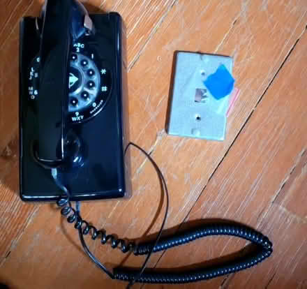 Photo of free RH Push-button Wall Phone (Midtown (95816)) #1