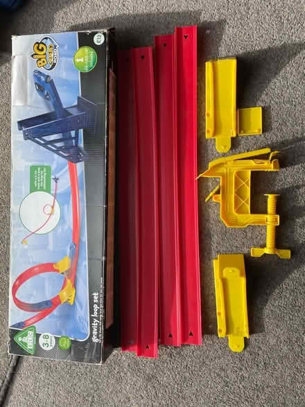 Photo of free ELC gravity loop set part damaged (Hardwicke Green GL2) #1