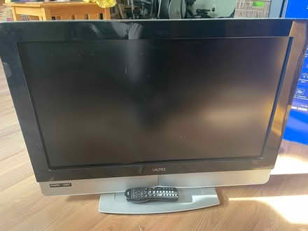 Photo of free Vizio TV measures 30”diagonal (Walden, NY) #1
