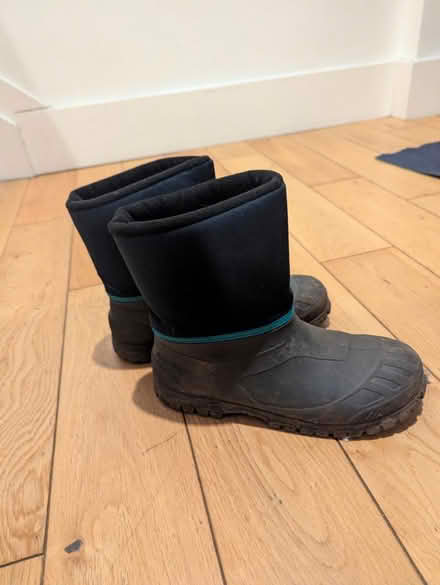 Photo of free Decathlon snow boots 36-37 (Well street E9) #1