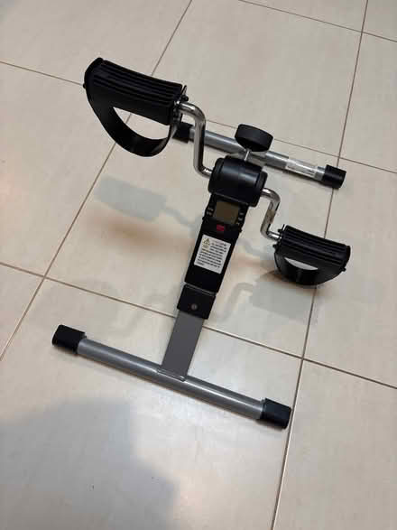 Photo of free leg exerciser (Canberra/Queanbeyan) #1