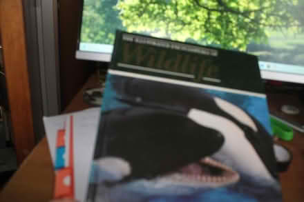 Photo of free Wildlife Encyclopedias (dorchester DT1) #1