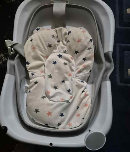 Photo of free Newborn shower bath (Mile End E1) #1