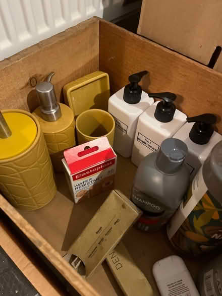 Photo of free Mustard bathroom set (Cambridge CB5) #1