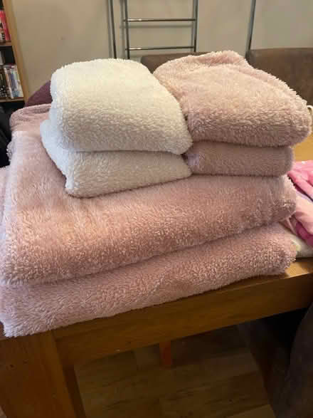 Photo of free Single ‘Teddy Bear’ Duvet Sets (Bexleyheath, DA7) #1