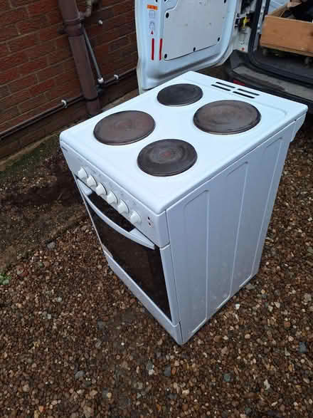 Photo of free Beko cooker (Hibaldstow) #3