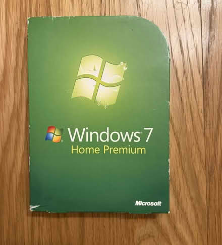 Photo of free Microsoft Windows 7 operating system DVD (original) (Kingsthorpe NN2) #1