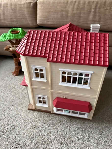 Photo of free Sylvanian Familes house & treehouse (Great Amwell SG12) #4